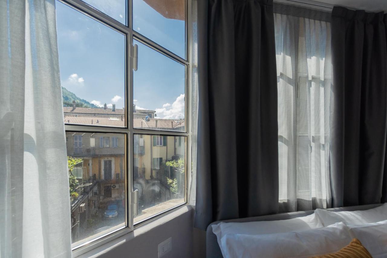 Sant'Agostino Apartments By Rent All Комо Екстер'єр фото